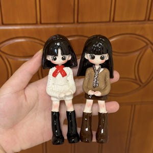 Statuine in argilla fatte a mano personalizzate, sculture con incisione fotografica, regali personalizzati