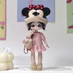 Customize handmade clay figures for friends, family, and couples