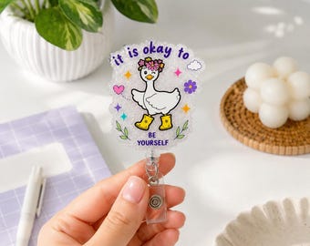 Porta-crachá retrátil com estampa de ganso engraçado, porta-crachá motivacional para enfermeiros, crachá retrátil "Ser você mesmo é ótimo", acessório para presente de professor.