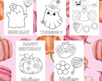 Op de afbeelding: Een verzameling zwart-wit Halloween-thema illustraties op witte kaarten. De kaarten tonen geesten, pompoenen en de tekst "It's Hailey's Boo Day", "Hailey is Turning 7", "Happy Birthday Hailey" en "Hailey".