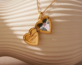 Collar con medallón con nombre grabado personalizado, colgante con foto minimalista, regalo de recuerdo para mujer.