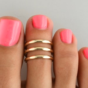 Coil • Toe Ring • Sized Toe Ring • Minimalist Ring • Simple Ring • Gold Toe Ring • Fitted Toe Ring • Sterling Toe Ring • TR09