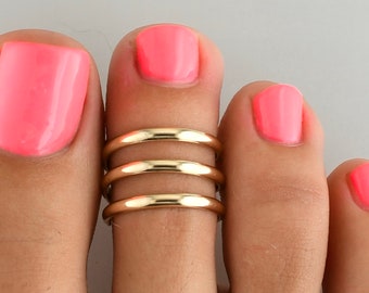 Coil • Toe Ring • Sized Toe Ring • Minimalist Ring • Simple Ring • Gold Toe Ring • Fitted Toe Ring • Sterling Toe Ring • TR09