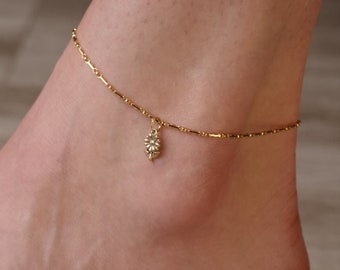 Sunflower Anklet • Gold Anklet • Anklets • Anklet • Flower Anklets • Ankle Bracelet • Anklets for Women • Layering Anklet • ANK07