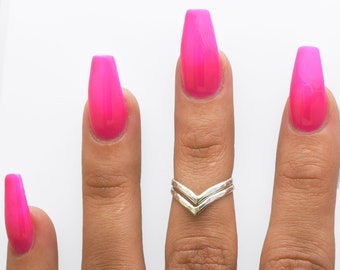 Double V • Midi Ring • Simple Ring • Minimalist Ring • Toe Rings • Double Chevron • Stacking Ring • Sized Rings • Knuckle Rings • TR16