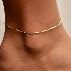 Dot Dash • Anklet • Gold Anklet • Dainty Anklet • Simple Anklet • Layered Anklets • Anklets for Women • Ankle Bracelet • Gold Anklets •ANK05