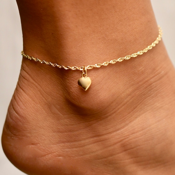 Heart Anklet on Twisted Chain • Gold, Silver or Rose Gold • Custom Sizes • ANK01