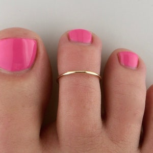 Skinny • Solid 14K Gold Toe Ring • Solid Gold Toe Ring • Gold Stackable Toe Ring • Solid Gold Midi Ring • Gold Knuckle Ring • TR100 14K