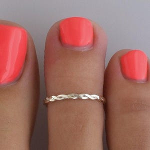 Braid • Toe Ring • Toe Rings • Midi Rings • Sterling Toe Rings • Toe Ring • Stacking Rings • Minimalist Ring • Knuckle Rings • TR04