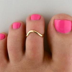 Wavy • Toe Ring • Gold Toe Rings •  Midi Ring • Minimalist Ring • Knuckle Ring  •Simple Ring • Stacking Ring • Dainty Ring • TR27