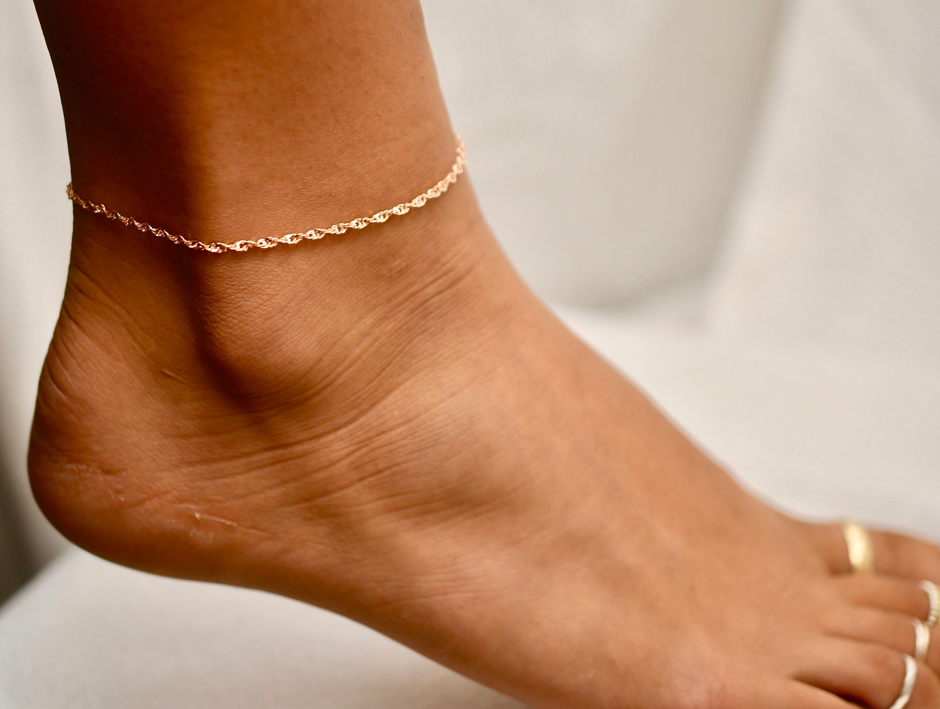 Simple Gold Anklet , Gold Chain Anklets, Gold Dainty Anklet, Anklets for  Women, Gold Ankle Bracelet, Gifts for Her, Waterproof Anklet - Etsy Canada