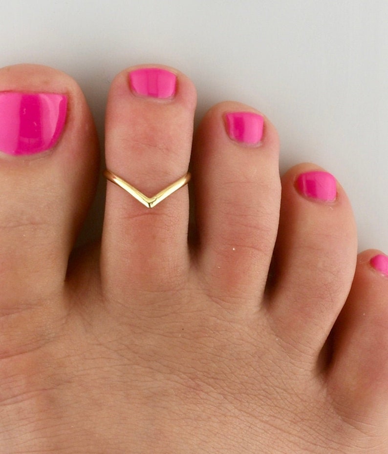 V Adjustable Toe Ring V Ring Chevron Ring Midi Ring Toe Rings Minimalist Ring Toe Ring Simple Ring Gold Toe Ring TRA14 image 1