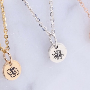 Tiny Birth Month Flower Anklet • Personalized Engraved Floral Anklet • Gold Sunflower Anklet  • Personalized Flower Jewelry • Gift For Her