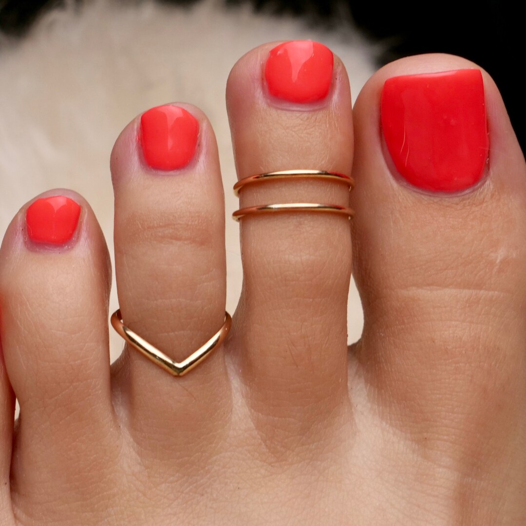 Adjustable Gold Toe Rings Double Line and Chevron Toe Ring Single or Set Midi Rings Knuckle