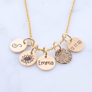 Goldkette mit Anhänger • Personalisierte Geburtsblume, Initiale, Datum