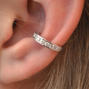 Channel • Ear Cuff • Ear Cuffs • Silver Ear Cuff • No Piercing • Ear Wrap • Diamond Ear Cuff • Fake Piercing • Statement Ear Cuff • EC331