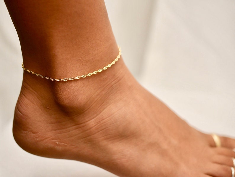 Simple Gold Anklet \u2022 Gold Twisted Anklets \u2022 Anklet \u2022 Gold Dainty Anklet \u2022 Anklets for Women\u2022 Gold Ankle Bracelet \u2022Gifts for Her\u2022ANK01