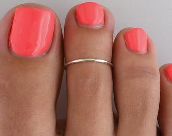 Thin Minimalist Band • 14k Gold Filled or Sterling Silver • Custom Sized Options • TR00