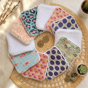 Toallitas desmaquillantes reutilizables – De rizo de algodón y bambú, hechas a mano en Francia – Ideales para mujeres, niños y bebés – Dimensiones: 9 x 9 cm