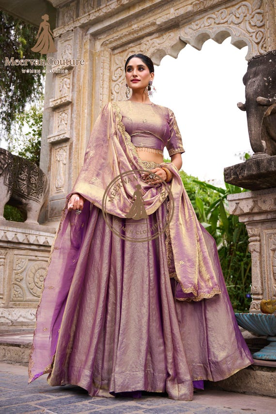 Lavender Gold Silk Lehenga Choli Set: Indian Wedding Outfit Lavender Gold Silk Lehenga Choli Set: Indian Wedding Outfit