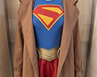 Superheroine 2026 Kara Zor-El Anzug Frauen Cosplay Kostüm Top Version