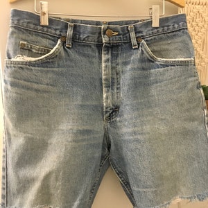 Vintage Jean shorts / Lee / Denim Shorts / Cutoff Shorts / Unisex Clothing / Boyfriend Shorts