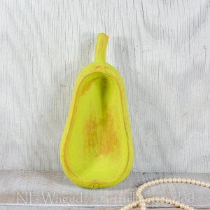 Shabby chic wood bowl, pear shaped, rustic home décor, jewelry holder, cute jewelry holder image 2