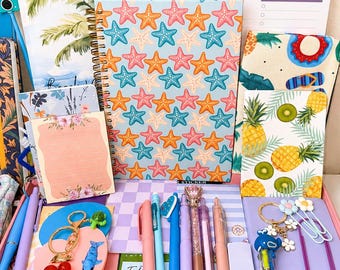 Ultimate Scoop – 40-Piece Deluxe Mystery Bundle