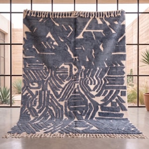 Authentic Moroccan Rug, Handmade Wool carpet, Berber Area tapis , Beni Ourain Style, Boho Decor
