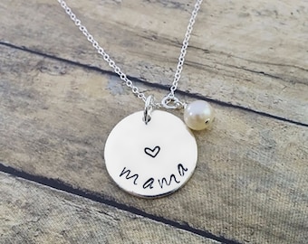 Collier maman estampé à la main : argent sterling, accent de perles