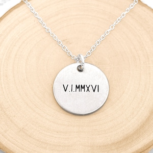 Custom Roman Numeral Date Necklace: Personalized Jewelry Gift