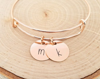 Gepersonaliseerde Rose Gold Bangle Armband, Rose Gold Eerste Armband, Gepersonaliseerde Rose Gold Armband, Rose Gold Initial Bangle