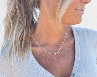 COLLANA TUBO CURVO Argento placcato Ispirato Gioielli Semplice Col... | su