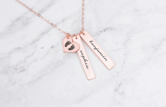 Kids Name Necklace With Footprints • Name Necklace • Personalized Nana  Necklace • New Mom Necklace