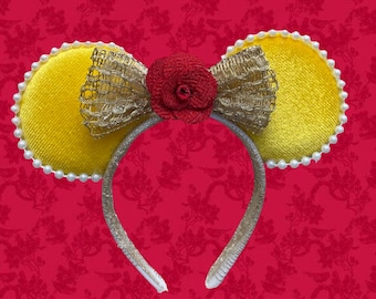 Muñeca Disney de 45 cm con orejas de Minnie Mouse inspiradas en La Bella y la Bestia.