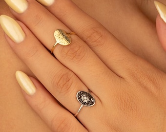 Personalized Engraved Minimal Tarot Ring | Zodiac Sun and Moon Pinky Statement Ring, Unique Astrology Inspired Ring, Minimalist Gift for Her