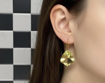 14K Gold Lemon Quartz Kite Shape Earrings: Faceted Statement Jewelry, November birthstone