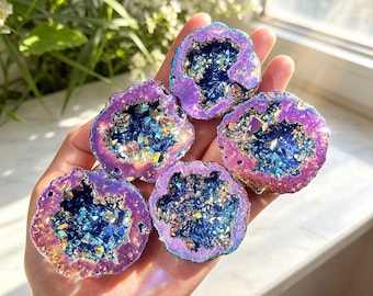 Titanium Rainbow Agate Geode, Quartz Crystal Cave, Home Decor, Mineral Specimen, Crystal gift 1pc
