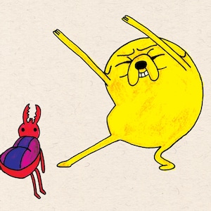 Può includere: Illustrazione di un cartone animato con un grande personaggio giallo con le braccia alzate e le gambe divaricate, e un piccolo scarabeo rosso e viola. Il personaggio giallo ha un'espressione sorridente. Lo scarabeo ha testa e zampe rosse e corpo viola e blu.