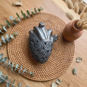 Hand-Carved Mexican Barro Negro Heart | Oaxacan Black Clay Folk Wall Art Decor (5" x 4.5")