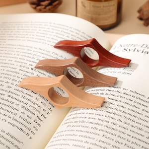 Suporte de página de polegar de madeira para livros, Abridor de páginas de livros, Presente de aniversário, Presente para amantes de livros, Suporte de página de anel de leitura, Acessórios para livros