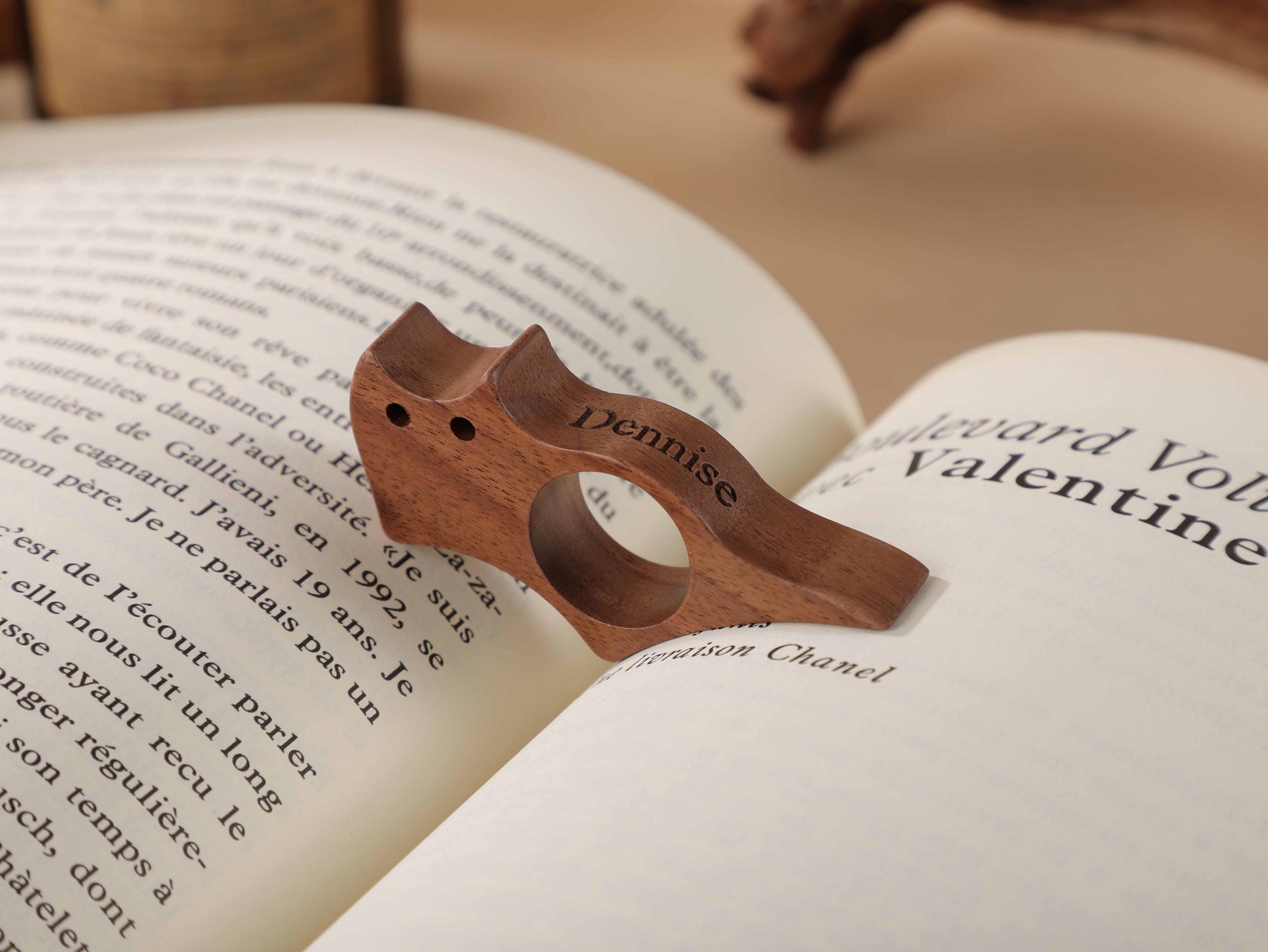 Discover Wooden Cat Thumb Page Holder, Book Page Spreader, Anniversary Gift, Gift For Book Lovers, Reading Finger Ring Page Holder, Book Accessories