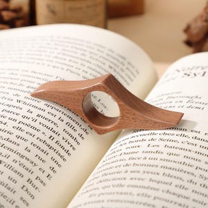 Suporte de página de polegar de madeira para livros, Abridor de páginas de livros, Presente de aniversário, Presente para amantes de livros, Suporte de página de anel de leitura, Acessórios para livros