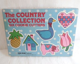 Six Cookie Cutters & Bonus, Pineapple, Heart, House, Goose, Pig, Tulip and Bird, The Country Collection, Vintage