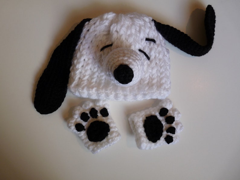 Snoopy inspired knit hat image 3