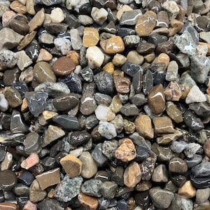 Guijarros de río de 6 mm, sustrato para acuario, abono para cactus, suculentas, bonsáis y manualidades.