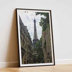 Eiffel Tower Wall Art Print, Paris Street Photography, France Travel Digital Download, Printable Travel Poster