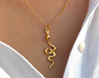 Snake Necklace, Reptile Necklace, Dainty Animal Necklace, Dainty Serpent Pendant, Minimalist Animal Jewelry