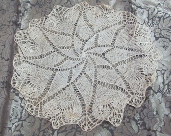 Doily Pretty Vintage Crocheted Lace Round Doily 10" Inches // Early Century Home Decor // many more to choose from in my shop!
