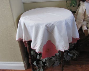 Table Linens Vintage Solid White Embroidered Applique Linen Cotton Tablecloth - 32" Square (#124)